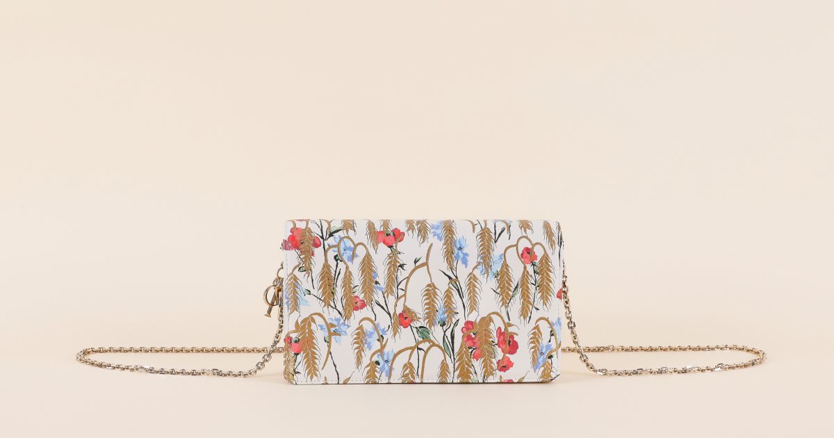 Christian Dior Lady Dior Pouch With Chain Vivrelle fennec-kream