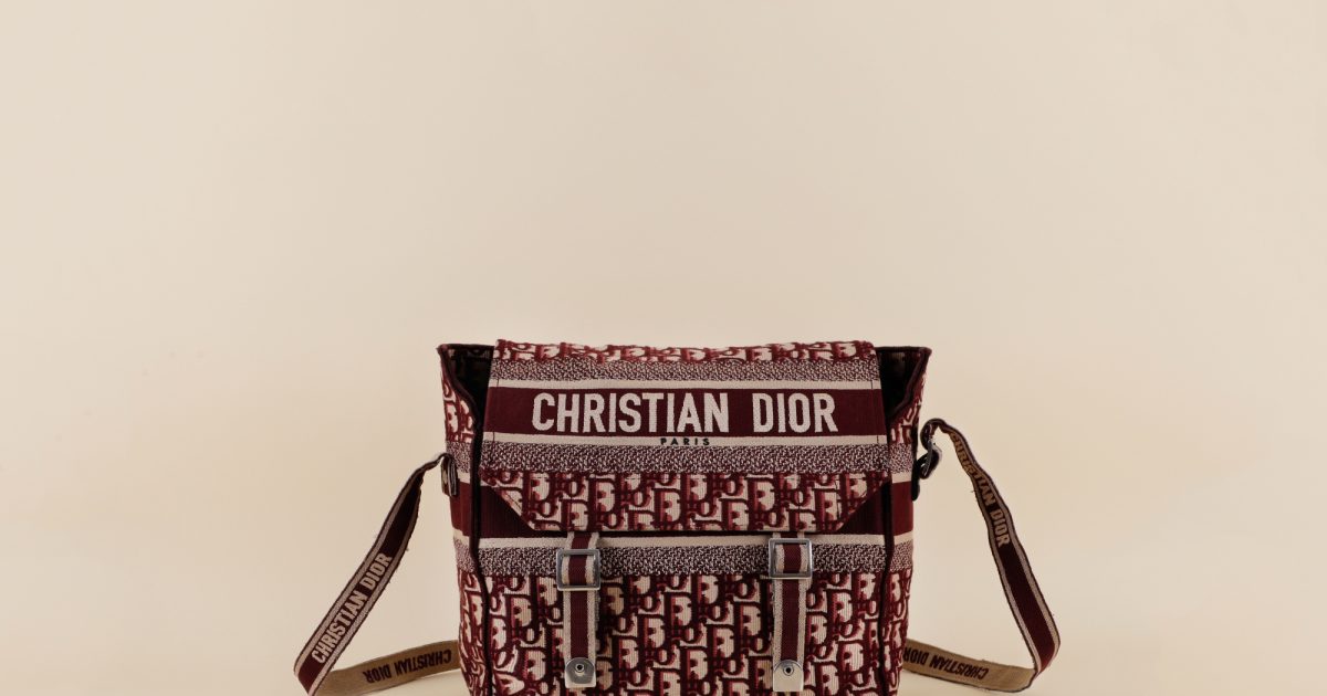 Christian Dior Oblique Diorcamp Messenger Bag Vivrelle